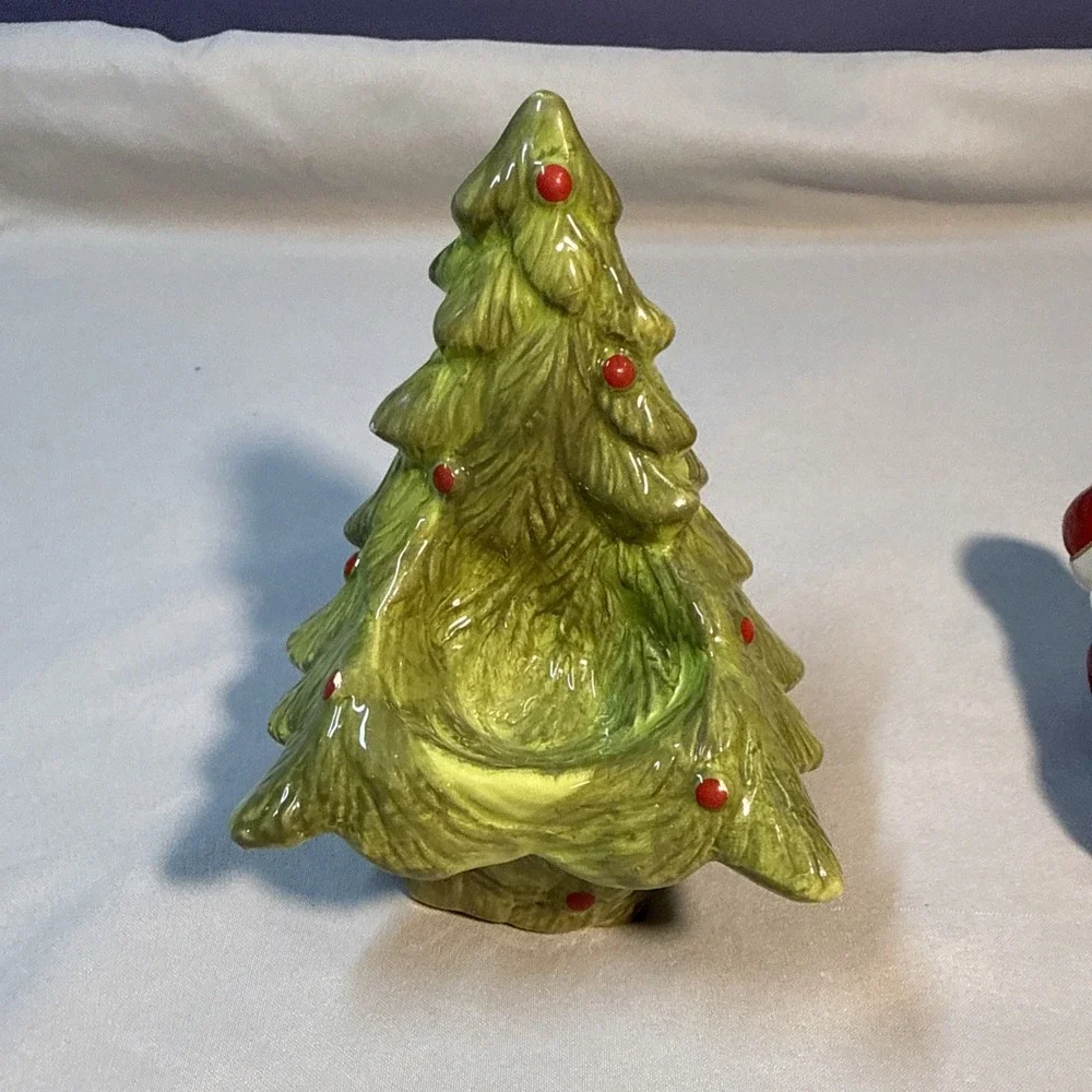 Vintage Cracker Barrel Season of Peace Black Santa Salt Pepper Shaker Christmas